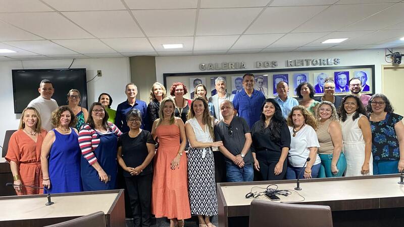 Representantes de Colégio de Aplicação de todo o Brasil no primeiro dia da Reunião na Sala dos Conselhos da Reitoria da UFS